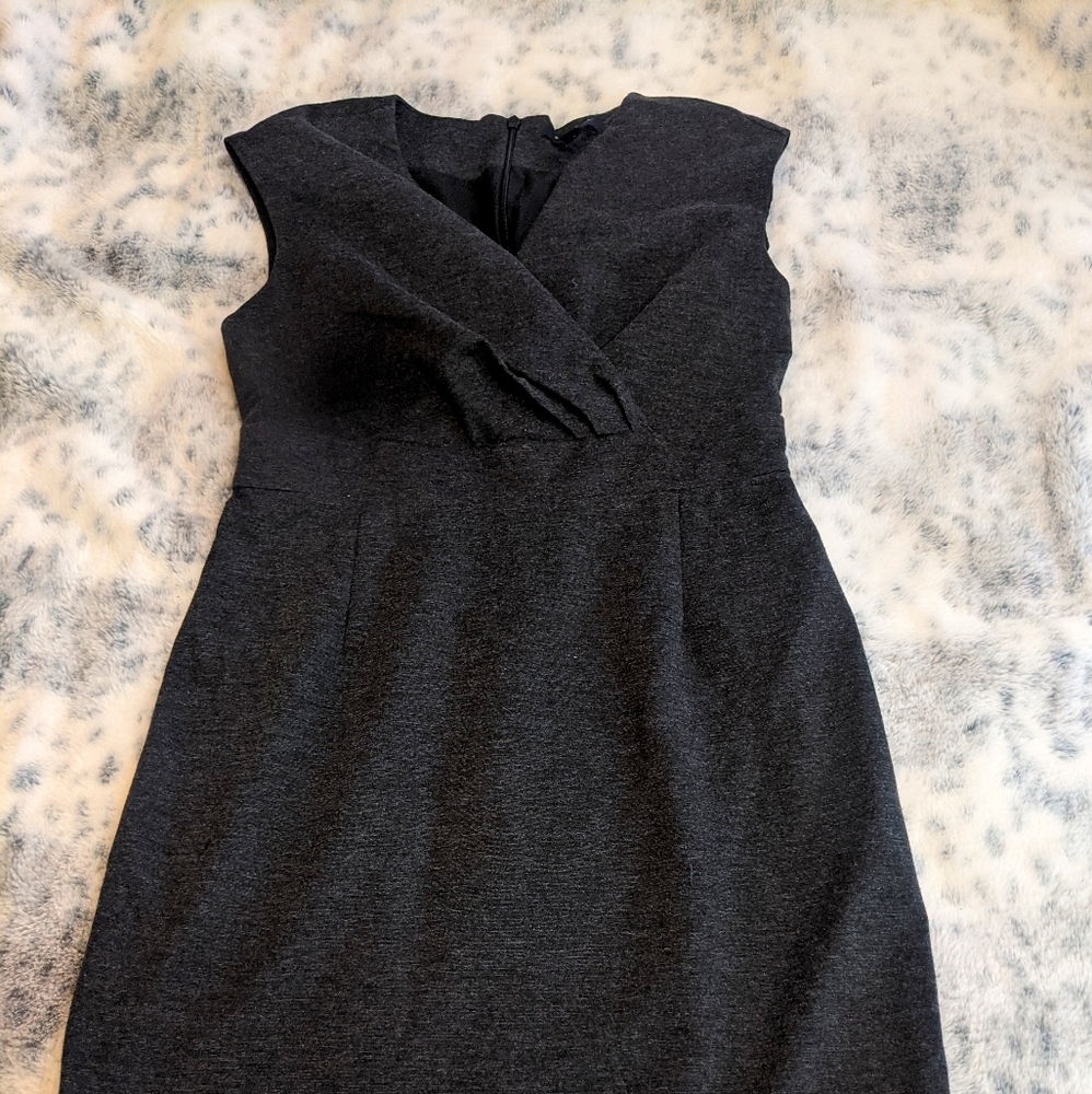 Banana Republic sheath dress Sz 4P